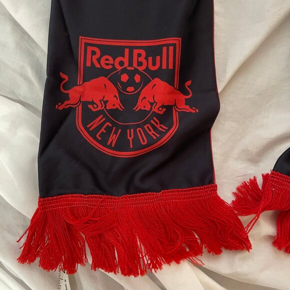 MLS New York Red Bulls Soccer / Football Stadium Giveaway 60' Scarf w/ tassels - Picture 2 of 8